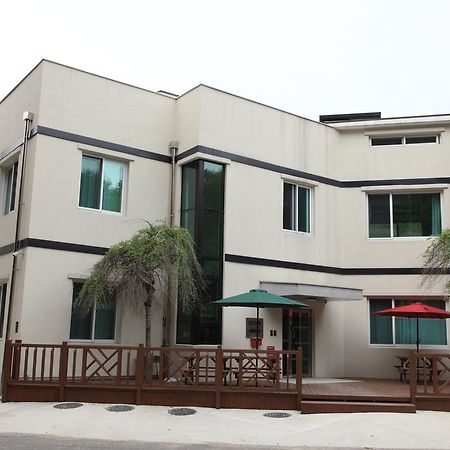 Hwangto Green Village Pension Йонін Екстер'єр фото