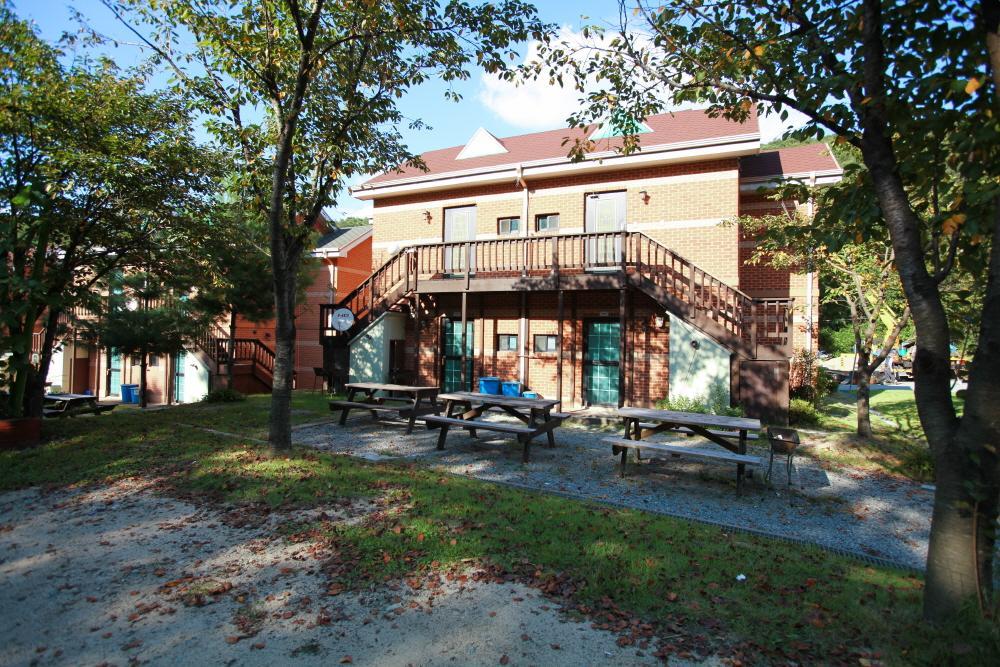 Hwangto Green Village Pension Йонін Екстер'єр фото